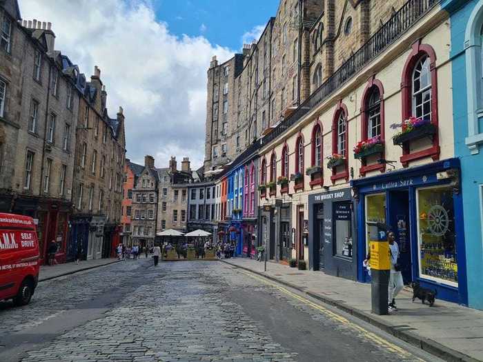 Diagon Alley is located in London. But the real-life inspiration for the street is thought to be Victoria Street in Edinburgh, Scotland