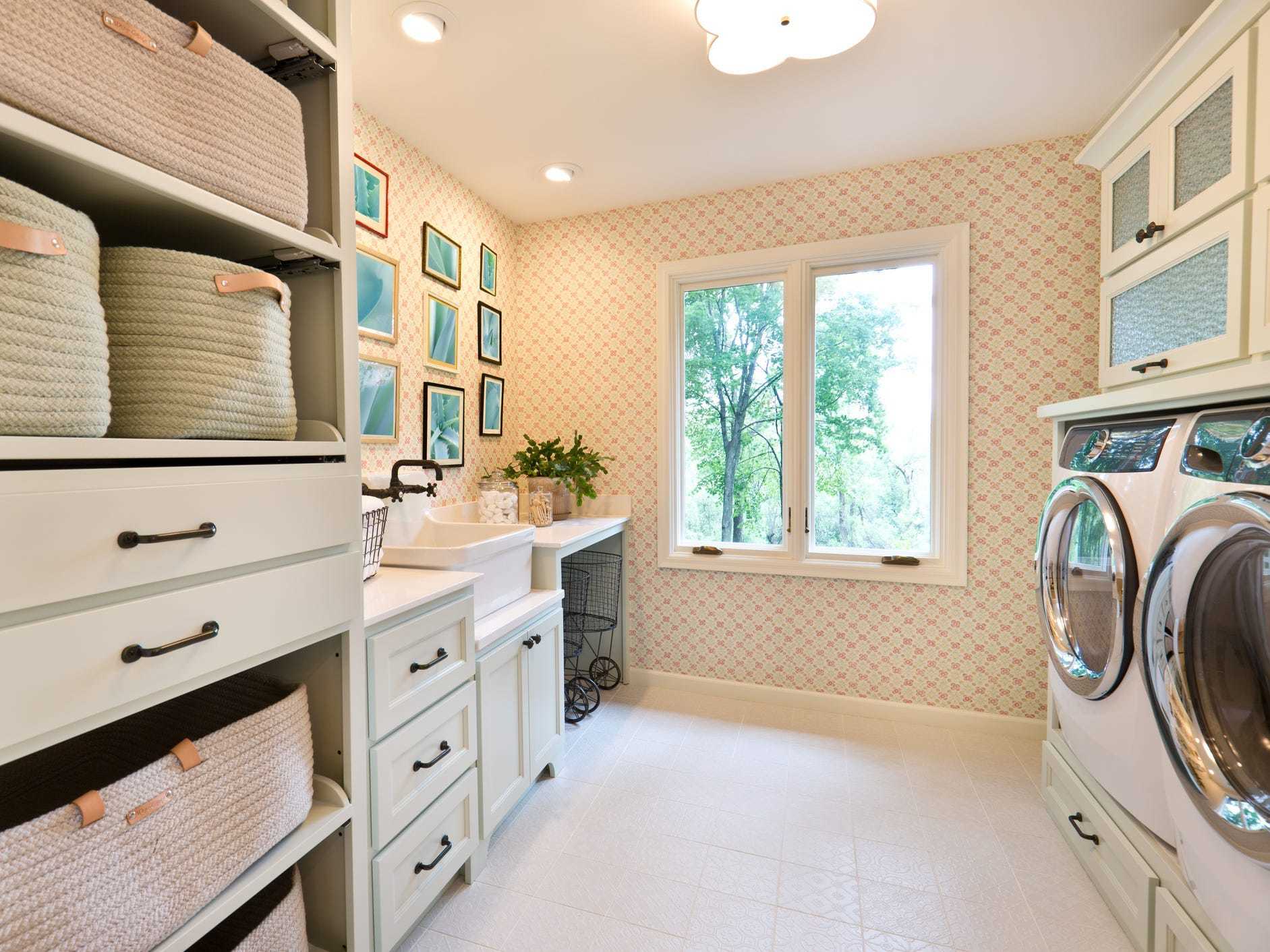 Wide shot of a laundry room.
