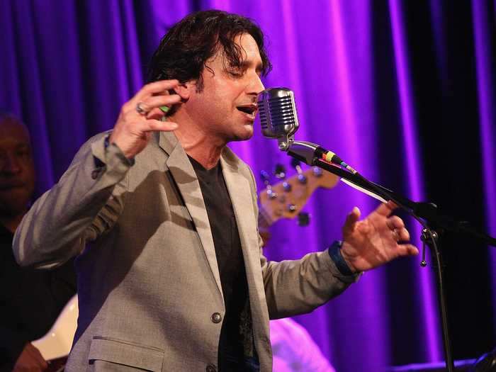 In 2001, Steve Azar