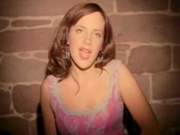 At 17 years old, Jessica Andrews released her chart-topping single "Who I Am" in 2000.