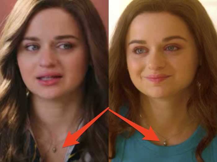 Elle wears the same necklace from the second movie.