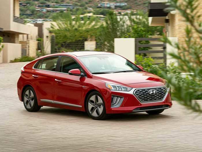 Best new car between $25,000 and $30,000: 2021 Hyundai Ioniq Hybri