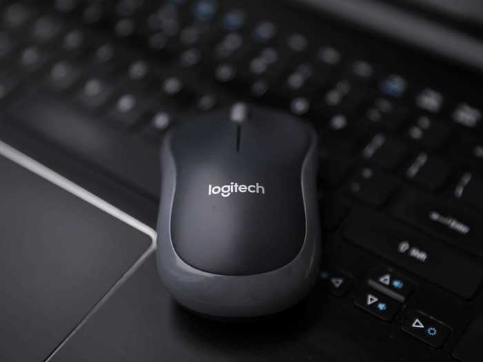 48. Logitech