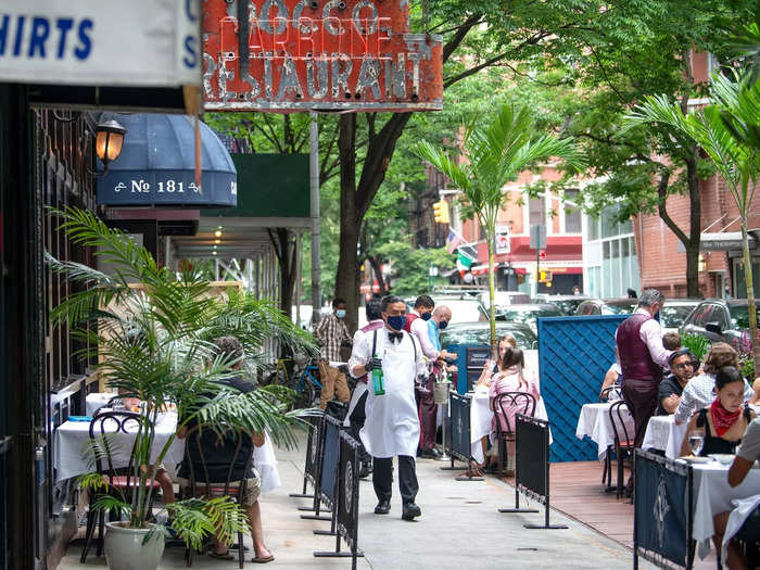 When it comes to Italian restaurants in New York City, Carbone is easily one of my favorites.