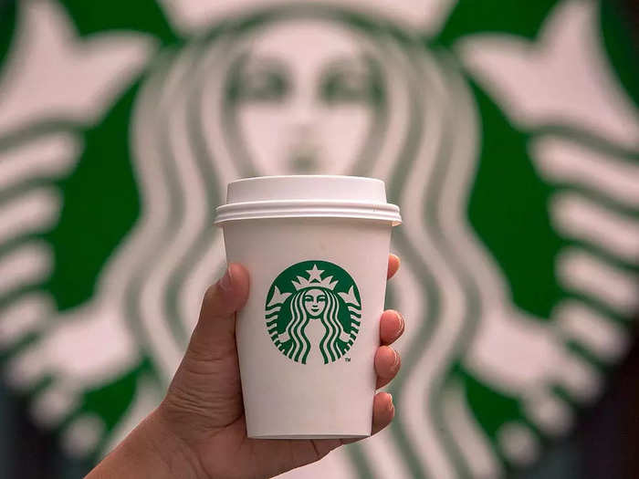 Ultimately, Starbucks was not very different between the UK and US. Both stores had nearly identical menus with similar displays. The biggest difference was that nearly all US customers used the drive-thru, so the store was nearly empty.