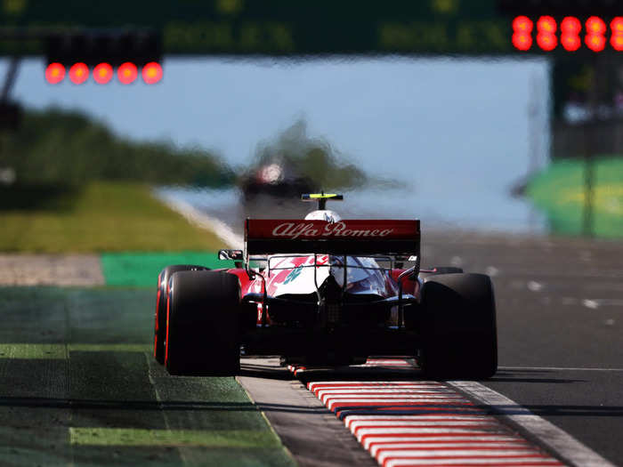 17. Antonio Giovinazzi - Alfa Romeo