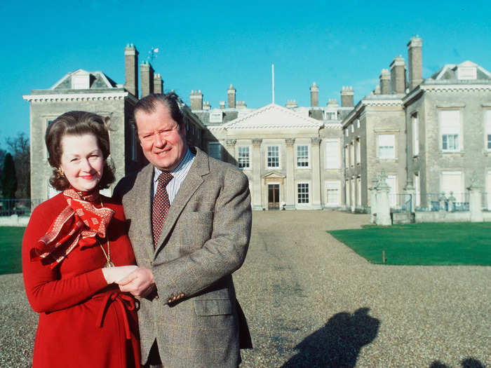 John Spencer, 8th Earl Spencer, married his second wife, Raine, Countess of Dartmouth, in 1976.