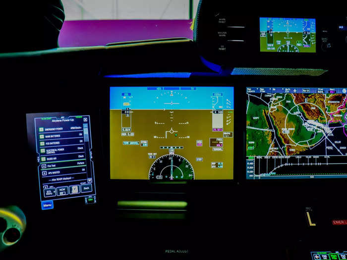 The simplification of the cockpit means pilots can have the airplane ready for departure in 10 minutes or less, assuming it