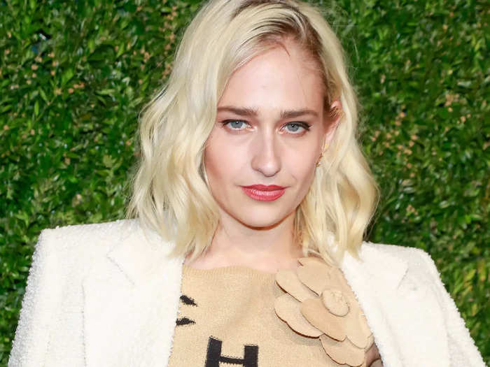 "Girls" star Jemima Kirke had an abortion in 2007 while in college.