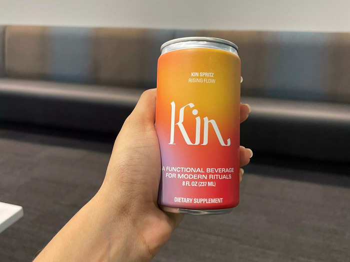 I generally enjoyed the flavor of Kin. I would describe the flavor as similar to a watered-down, fizzy orange juice.