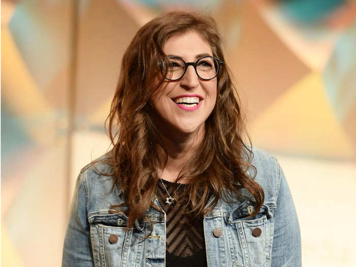 Mayim Bialik plays a neurobiologist on TV and has a PhD in neuroscience in real life.