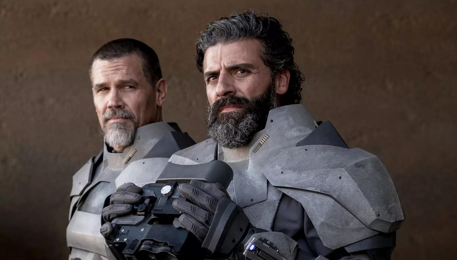A picture of Oscar Isaac and Josh Brolin in "Dune."