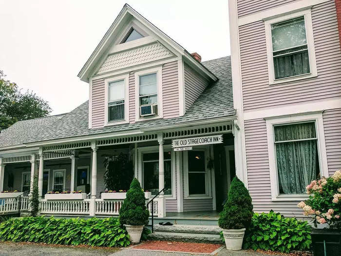 VERMONT: Old Stagecoach Inn in Waterbury