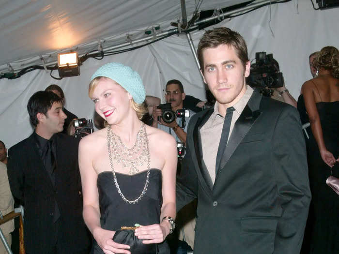 Kirsten Dunst and Jake Gyllenhaal made their first official appearance as a couple at the 2003 Met Gala.