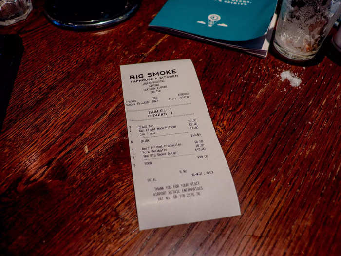 The final bill for three people ordering a total of three beers, two appetizers, and one entree came to £42.50, just below the £45 limit. And the good thing about the UK is that the tip is included in the bill.