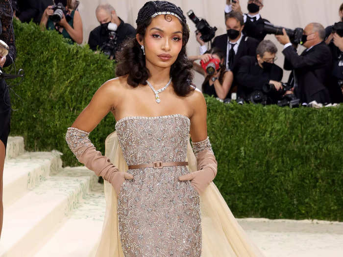 Yara Shahidi embodied old glam and honored Josephine Baker.