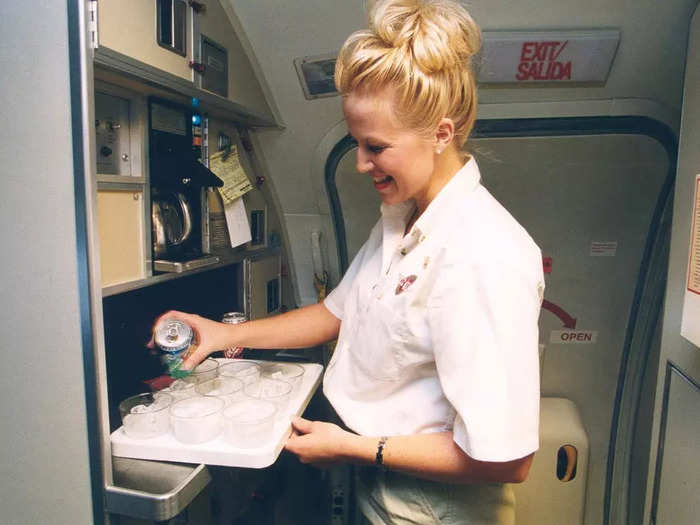 The airline also crafted its own special inflight cocktails, which were free for passengers. A few were appropriately named Kentucky Matchmaker, the Pucker Potion, and the Lucky Lindsay.