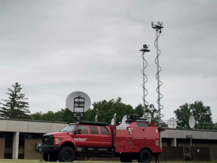 Considered the "Swiss Army Knife of Verizon Frontline services," THOR combines Frontline technologies, like drones, 5G Ultra-Wideband (UWB), mobile edge computing (MEC), and radios, into one central command center.