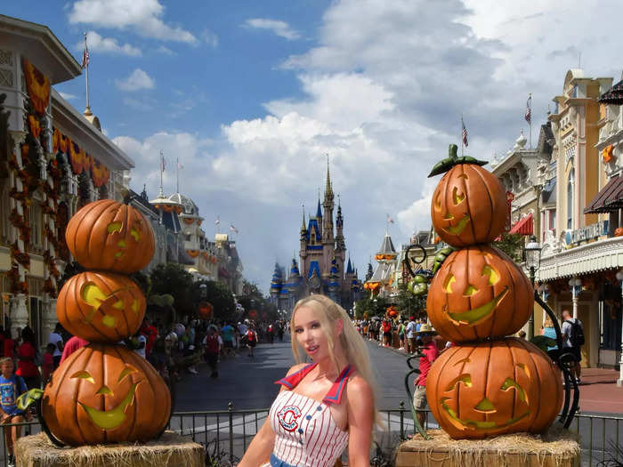 Disney theme parks are full of iconic restaurants, and they can double as Halloween costumes.