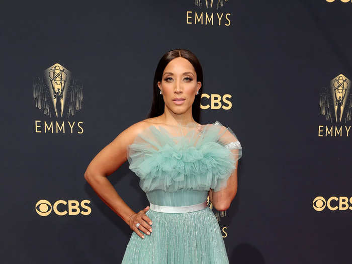 Robin Thede looked fabulous in a seafoam-green strapless tulle dress.