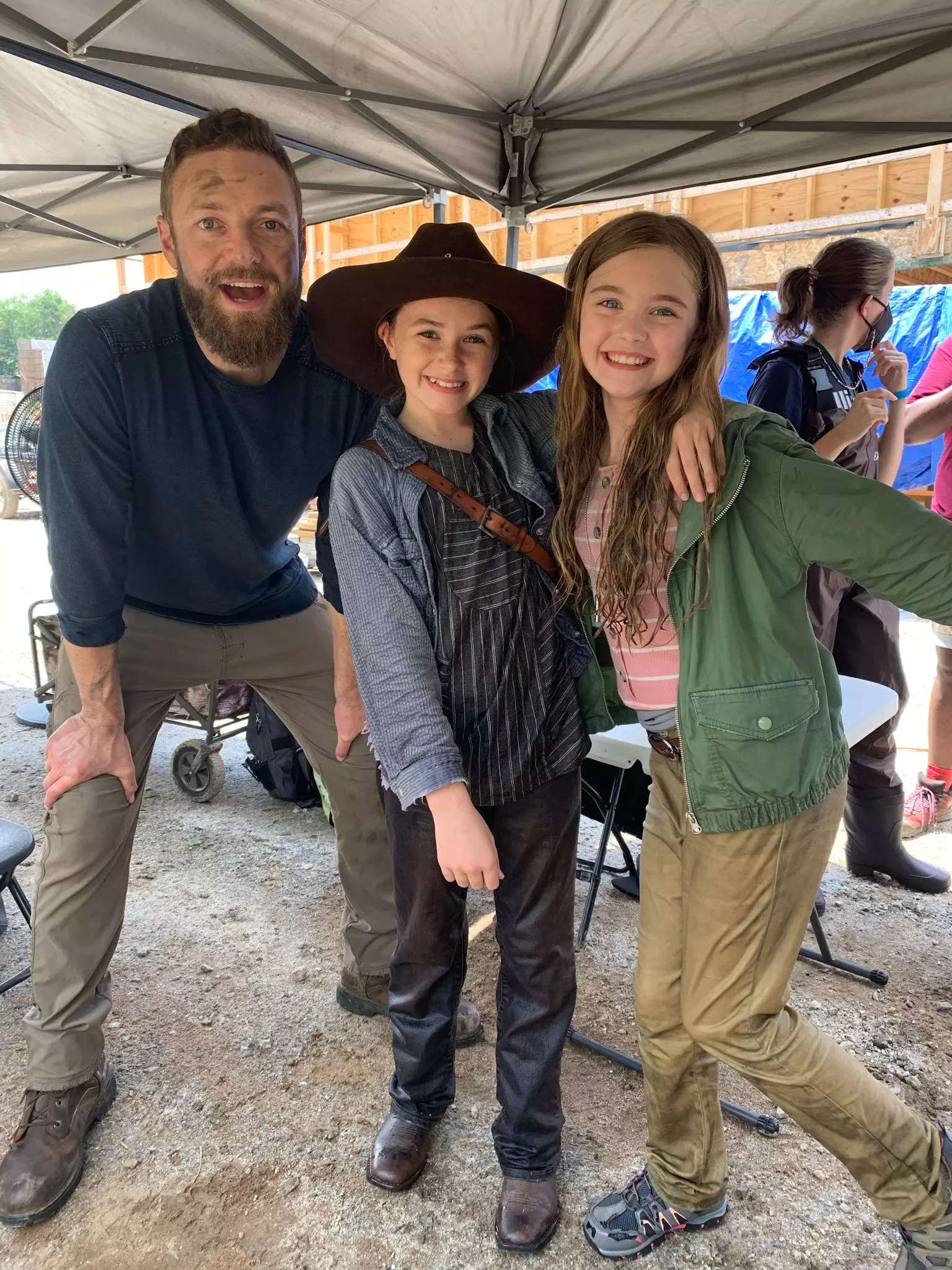 Cailey Fleming behind-the-scenes twd photos