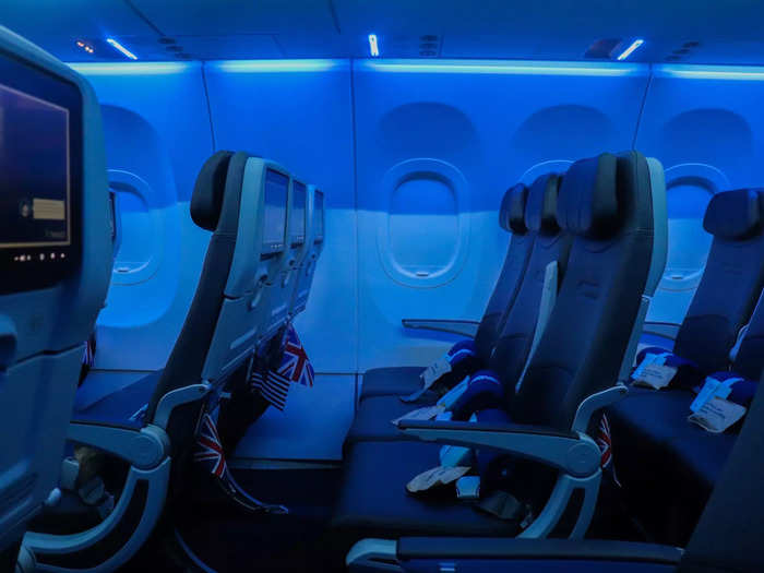 JetBlue offers 32 inches of legroom in these seats as well as 18.4 inches of width.