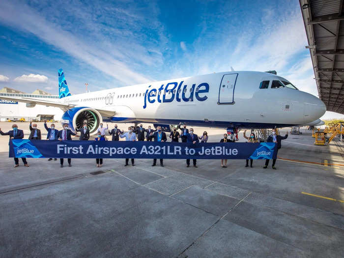 JetBlue chose the Airbus A321neoLR for its European flights and is currently the only airline to fly a single-aisle aircraft between New York and London.