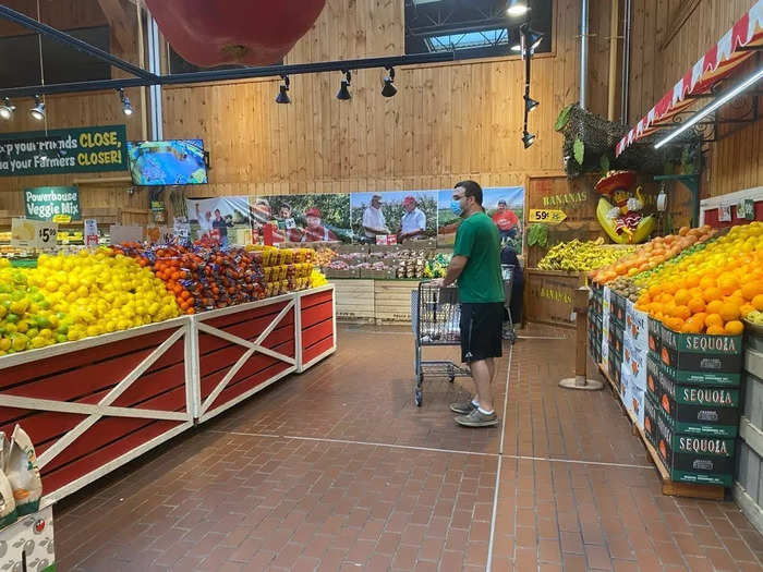 Stew Leonards is set up like a roadmap, zig-zagging customers through each section of the store via an established path. While shoppers can exit the main path or decide to bypass sections, the store