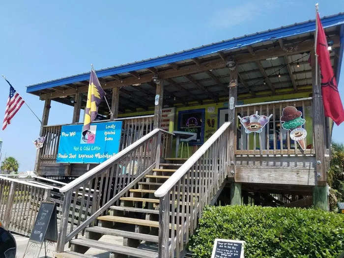 ALABAMA: Flip Flop Deli Shop in Gulf Shores