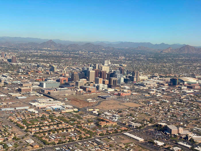 Phoenix measures 517 square miles, making it a sprawling metropolis.