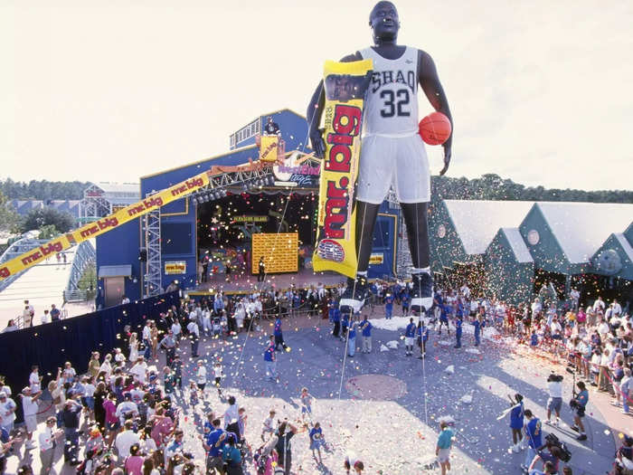 Guests were greeted by a giant blow-up statue of Shaquille O