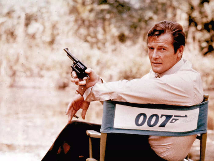 Roger Moore (1973 - 1985)