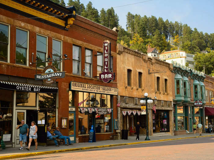 SOUTH DAKOTA: Deadweird in Deadwood