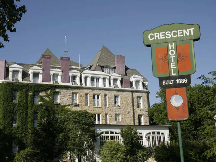 ARKANSAS: Crescent Hotel Ghost Tours in Eureka Springs