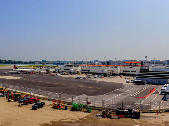 Controlling aircraft movements will be a virtual ramp tower located in Concourse F as part of an integrated command center. Ramp controllers will use cameras to monitor aircraft, which Delta says will give them a better view of the airfield than they have currently.