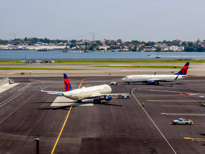 The terminal will also have de-icing capabilities, allowing Delta aircraft to reduce winter delays. And there will be no tow-in gates, where aircraft have to be literally towed into a gate instead of using their own power.