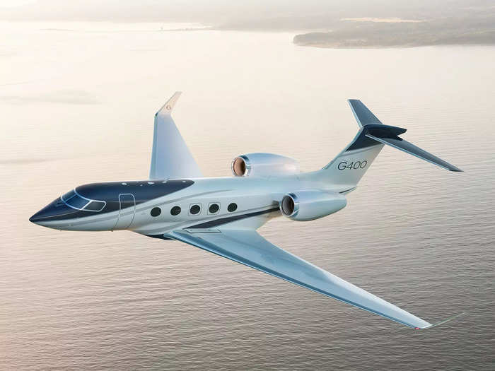 Gulfstream introduced two new next-generation twinjets, the large-cabin Gulfstream G400...