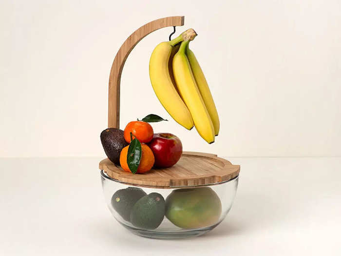 A sculptural fruit bowl