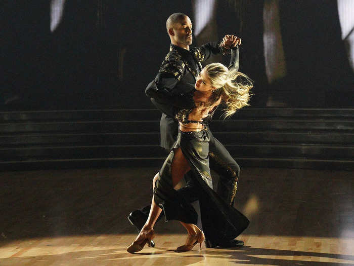 SAFE: Matt James and Lindsay Arnold also scored 20 out of 30 for their tango to "Scream & Shout."