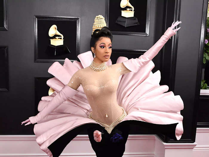 Cardi B stunned in this 1995 Thierry Mugler dress at the 2019 Grammy Awards.