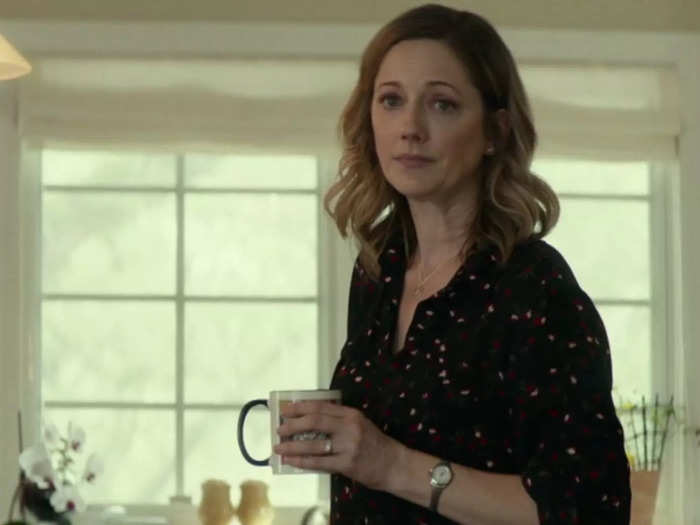 As a result, Laurie is estranged from her daughter, Karen (Judy Greer), although she shares a closer bond with granddaughter, Allyson.