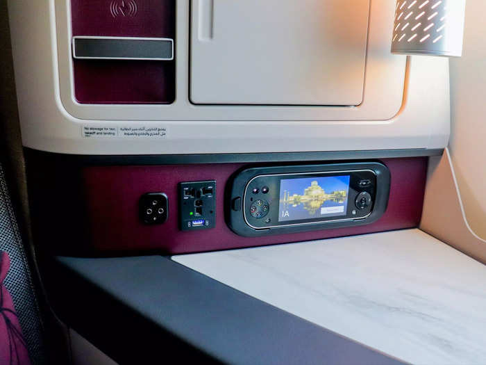 In-seat power is offered at the seat with a 110v AC power outlet and USB charging port conveniently located next to the counter space. In-flight WiFi is also available for passengers to use.