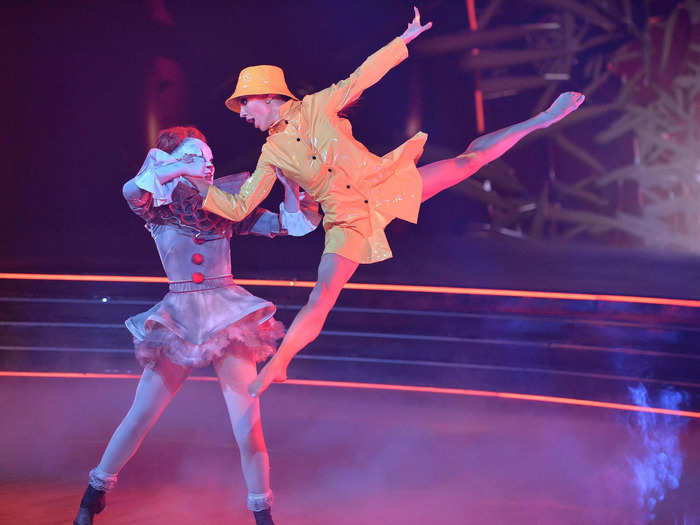 SAFE: JoJo Siwa and Jenna Johnson earned perfect scores for the second week in a row with their scary good "It"-inspired jazz routine to "Anything Goes."