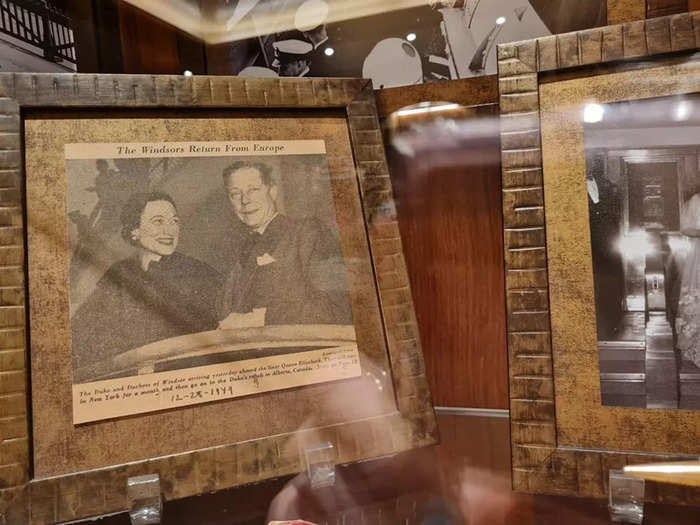 The cabinet displayed this photo of the Duke and Duchess of Windsor, showing Cunard