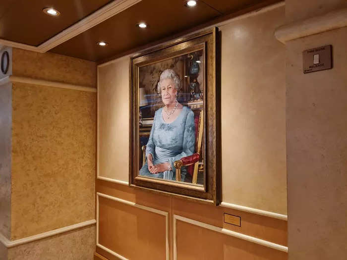 The Queens Room had a portrait of Queen Elizabeth II.