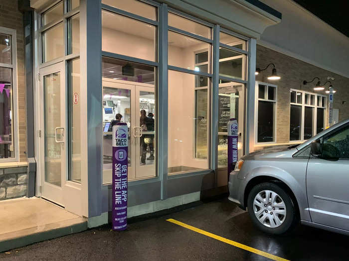 A standard Taco Bell already has two assembly lines, one for drive-thru orders and one for walk-ins. Adding in the mobile focus seemed to keep things moving even more efficiently.