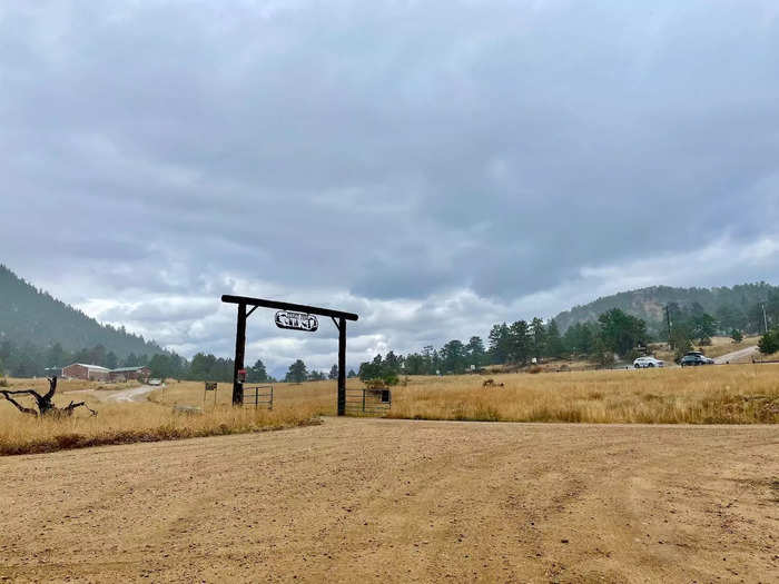 The trail is located in the back of a camping area called Hermit Park Open Space. I paid a $9 entry fee to access the area, taking a 6.5-mile hike that would lead to the abandoned ghost town.