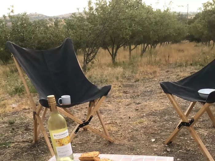 The extra chairs and tablecloth meant we were able to have nice meals right on the farm.