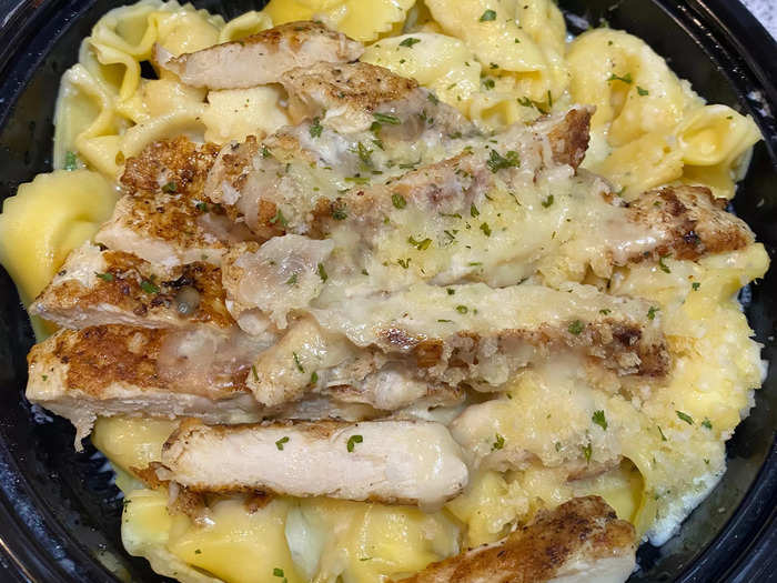 My runner-up for best pasta dinner at Olive Garden was the Asiago tortelloni Alfredo with grilled chicken.