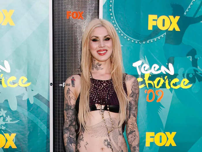 Two months later, she was almost unrecognizable at the Teen Choice Awards.